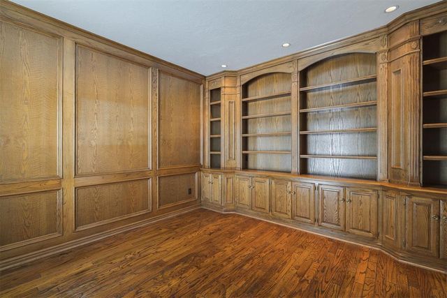 5204 NW 16th Street, Oklahoma City, OK 73127