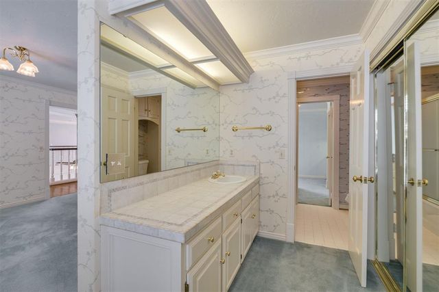 5204 NW 16th Street, Oklahoma City, OK 73127