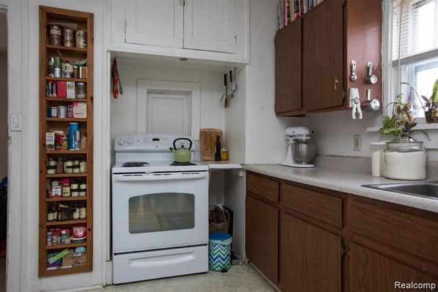 430 N Adams Street, Ypsilanti, MI 48197