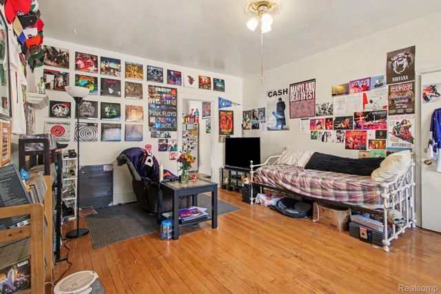 430 N Adams Street, Ypsilanti, MI 48197