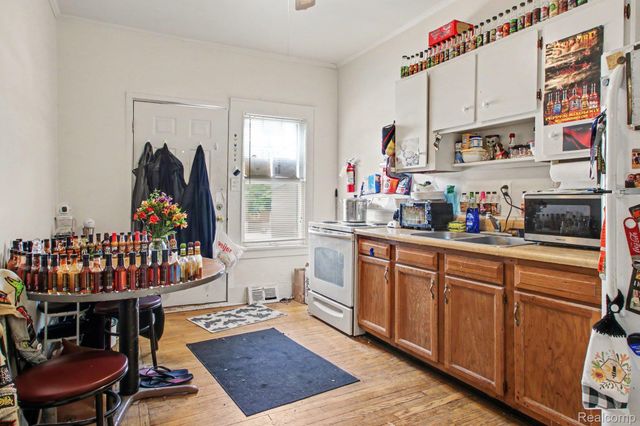 430 N Adams Street, Ypsilanti, MI 48197