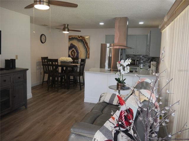 6165 CHESHAM DRIVE 5, New Port Richey, FL 34653