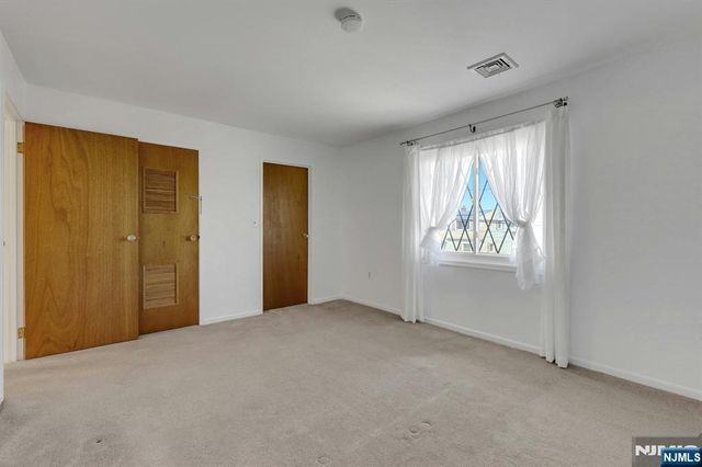 846 Riverside 202, Lyndhurst, NJ 07071