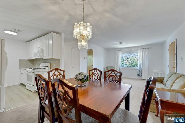 846 Riverside 202, Lyndhurst, NJ 07071
