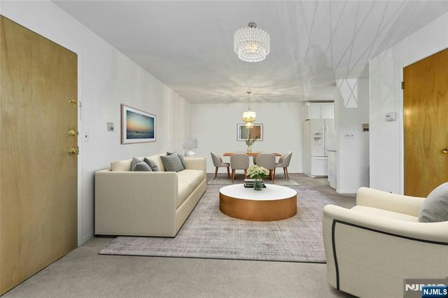 846 Riverside 202, Lyndhurst, NJ 07071