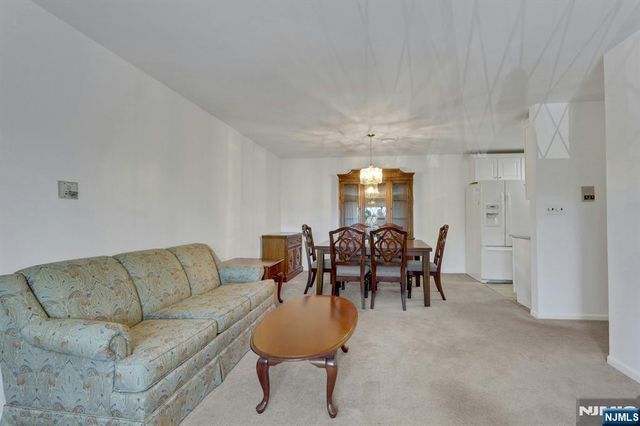 846 Riverside 202, Lyndhurst, NJ 07071