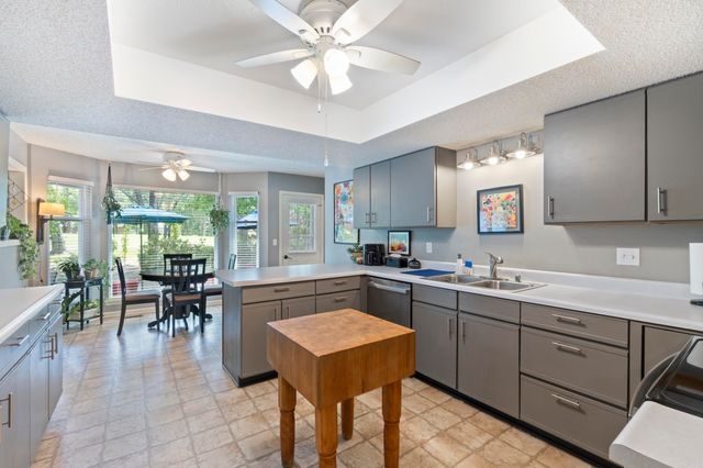 121 Rock Hill Road, Fairfield Bay, AR 72088