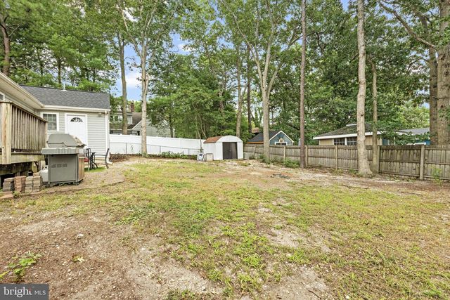 255 TACKLE AVE, Manahawkin, NJ 08050