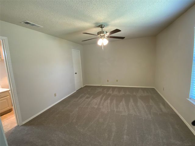 7512 Lisa Court, Fort Worth, TX 76112
