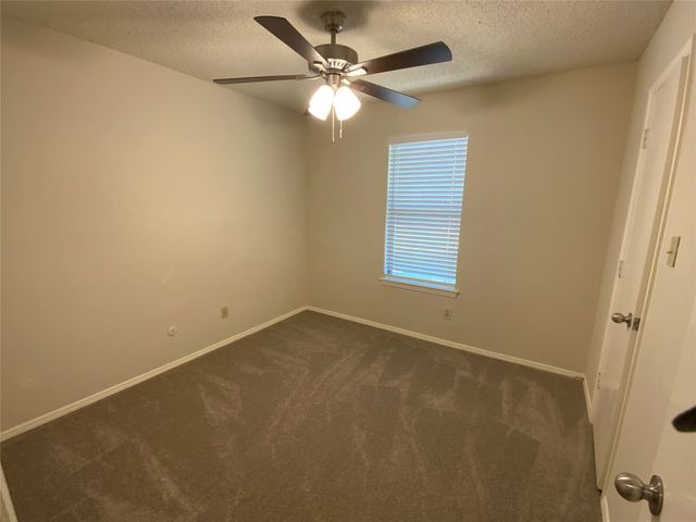 7512 Lisa Court, Fort Worth, TX 76112
