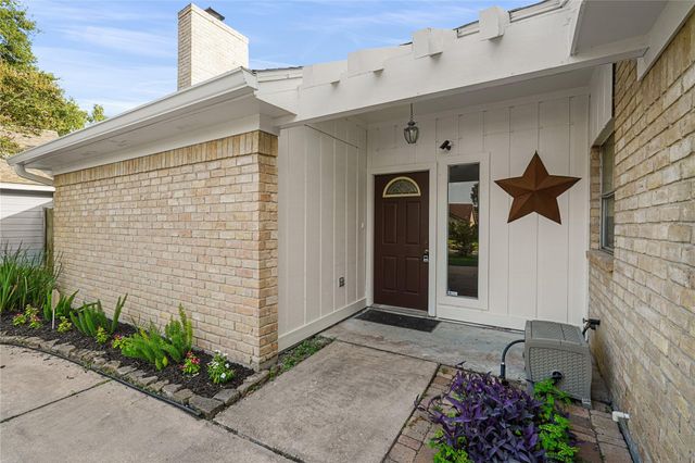 15903 Seven Springs Drive, Houston, TX 77084