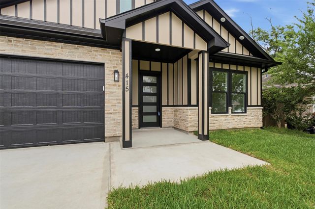 415 S 2nd Street, La Porte, TX 77571