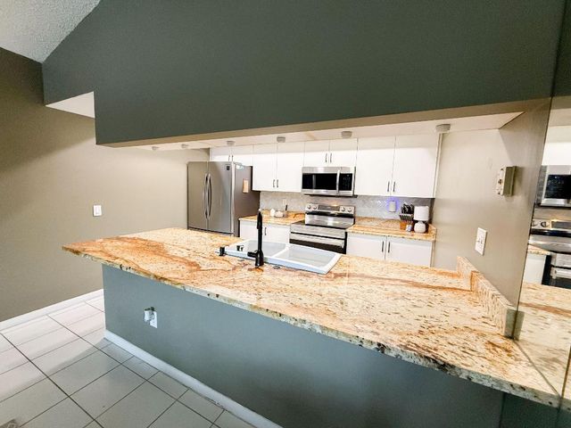 169 Waterside Drive, Hypoluxo, FL 33462