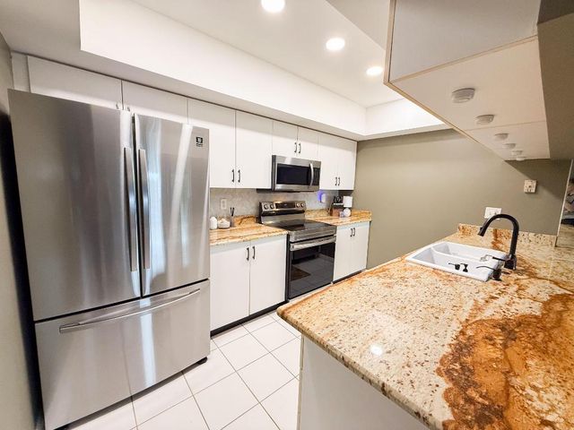 169 Waterside Drive, Hypoluxo, FL 33462