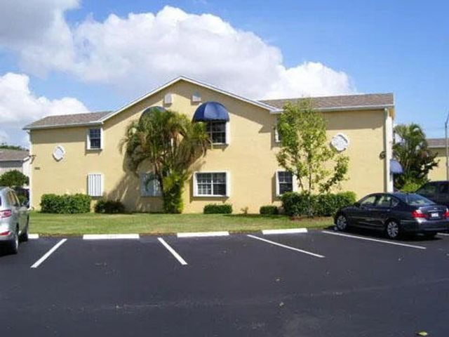 169 Waterside Drive, Hypoluxo, FL 33462