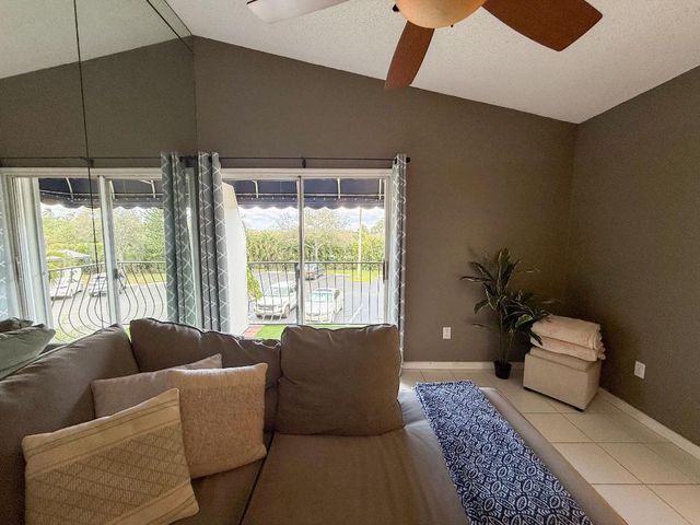 169 Waterside Drive, Hypoluxo, FL 33462