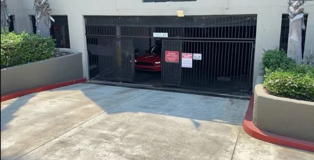 400 Lake Street 103, Huntington Beach, CA 92648