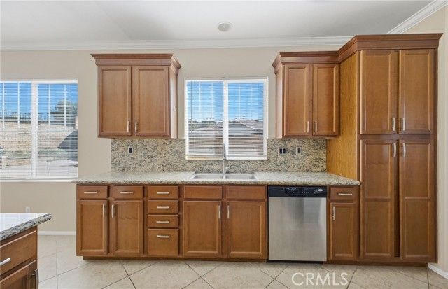 27212 Golden Field Court, Moreno Valley, CA 92555