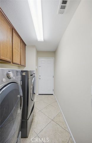 27212 Golden Field Court, Moreno Valley, CA 92555