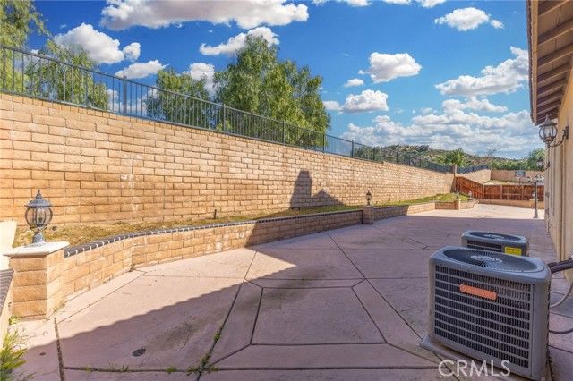 27212 Golden Field Court, Moreno Valley, CA 92555