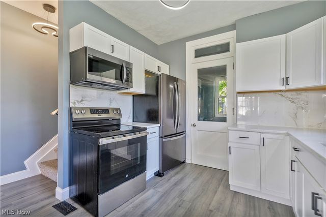918 15th Street NW, Canton, OH 44703