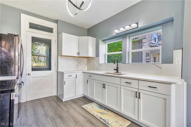 918 15th Street NW, Canton, OH 44703