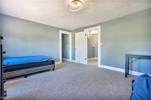 918 15th Street NW, Canton, OH 44703