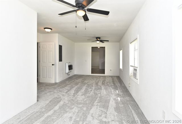 611 E 4th Street, Claremore, OK 74017