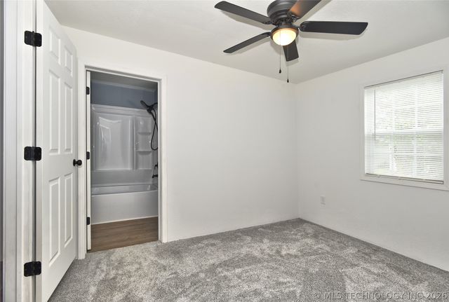 611 E 4th Street, Claremore, OK 74017
