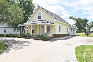 611 E 4th Street, Claremore, OK 74017