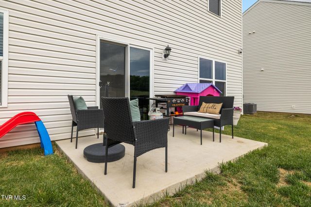 106 Thistle Drive, Bluff City, TN 37618