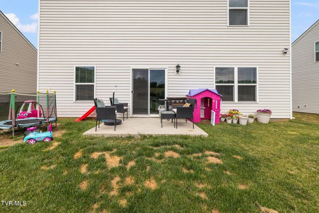 106 Thistle Drive, Bluff City, TN 37618