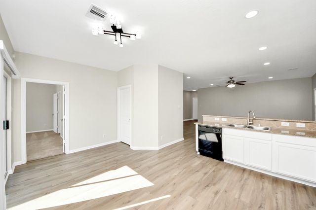 11015 Harston Drive, Tomball, TX 77375