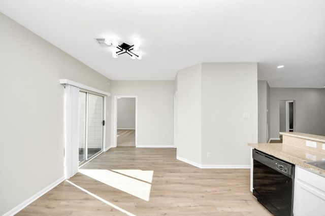 11015 Harston Drive, Tomball, TX 77375