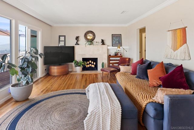 4258 Summit Drive, La Mesa, CA 91941