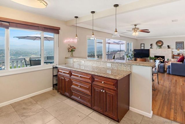 4258 Summit Drive, La Mesa, CA 91941