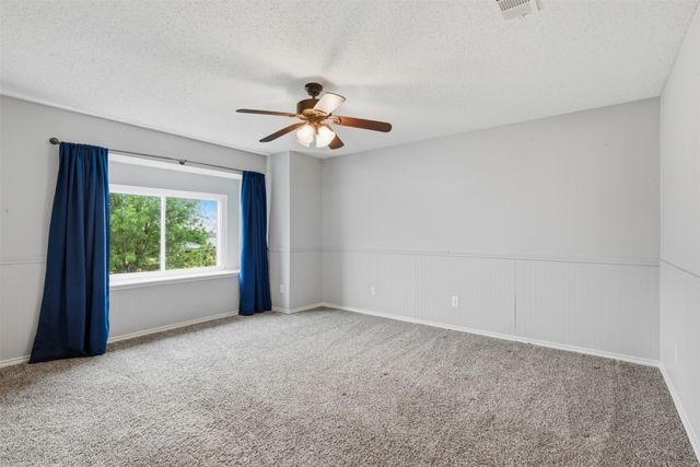 829 Elbe Drive, Arlington, TX 76001