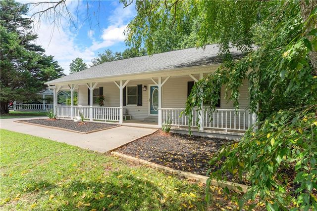 225 Vermont Street, Demorest, GA 30535