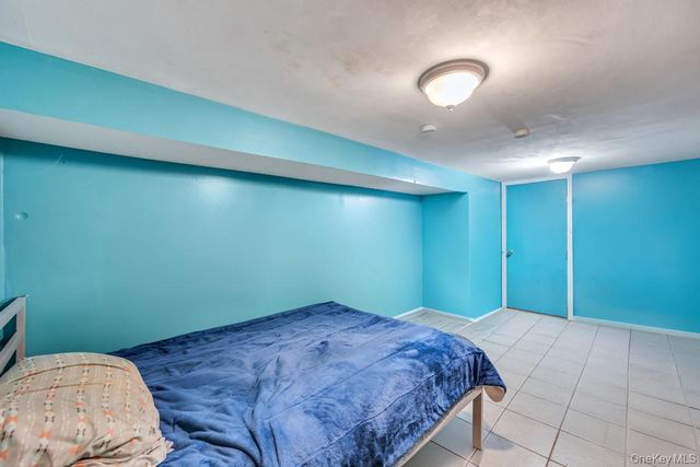 24 Pleasant Avenue, Roosevelt, NY 11575