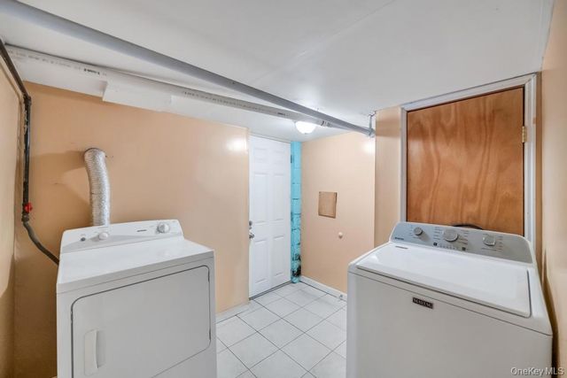 24 Pleasant Avenue, Roosevelt, NY 11575