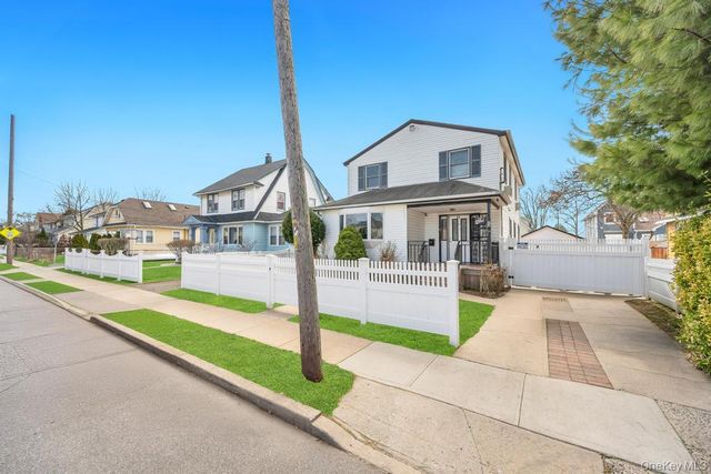 24 Pleasant Avenue, Roosevelt, NY 11575