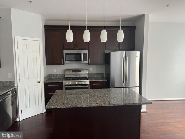 8157 POINSETT TER, Pasadena, MD 21122