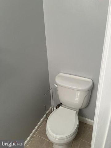 8157 POINSETT TER, Pasadena, MD 21122