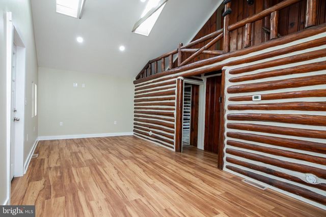 100 RANCOCAS BLVD, Mount Laurel, NJ 08054