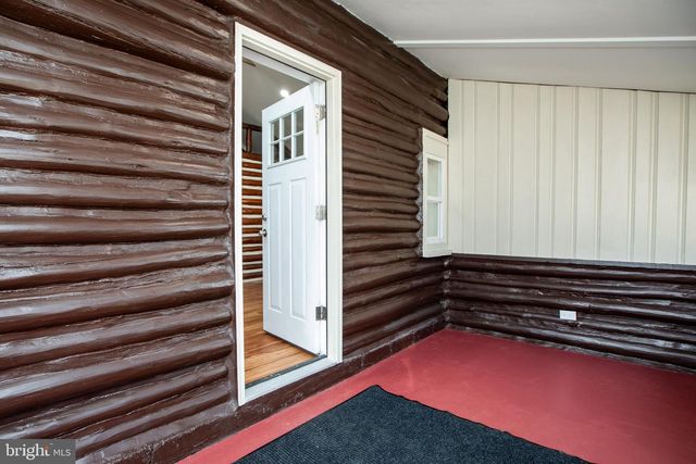 100 RANCOCAS BLVD, Mount Laurel, NJ 08054