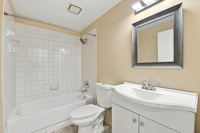 5141 Saint John Avenue N, Boynton Beach, FL 33472
