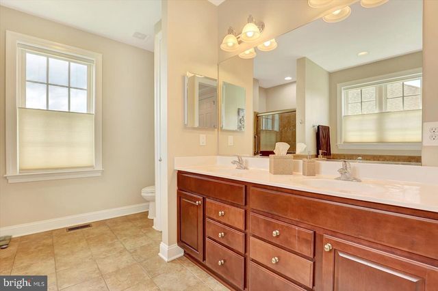 134 WOODHAVEN DR, Gettysburg, PA 17325