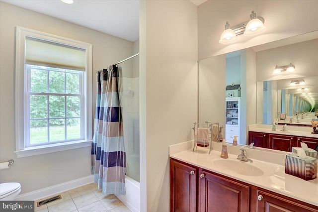 134 WOODHAVEN DR, Gettysburg, PA 17325