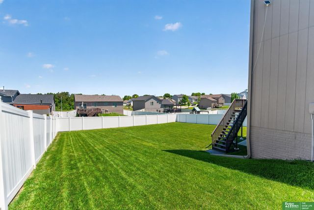 16606 Hanover Street, Bennington, NE 68007