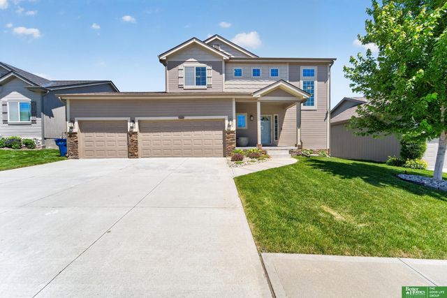 16606 Hanover Street, Bennington, NE 68007